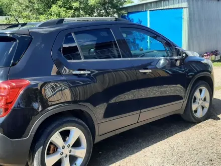 Chevrolet Tracker 2014 года за 5 600 000 тг. в Петропавловск – фото 2