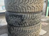185/65R14 Bridgestone шипы за 80 000 тг. в Караганда