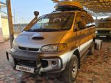 Mitsubishi Delica 1996 годаfor5 500 000 тг. в Алматы – фото 2