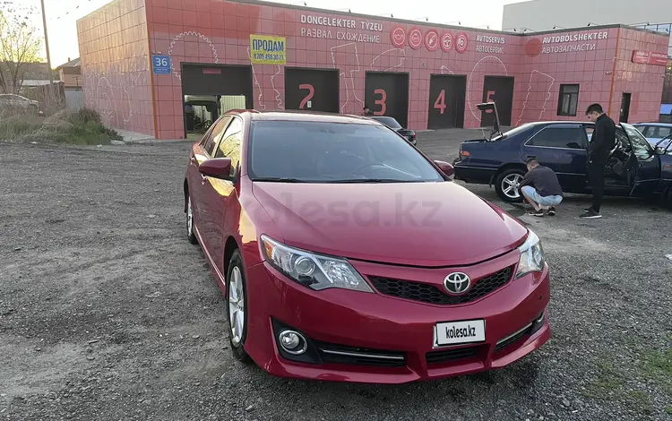 Toyota Camry 2014 года за 6 000 000 тг. в Усть-Каменогорск