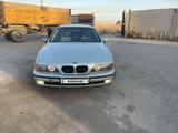 BMW 523 1997 года за 2 700 000 тг. в Караганда – фото 2