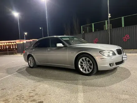 BMW 740 2006 года за 6 200 000 тг. в Алматы – фото 12