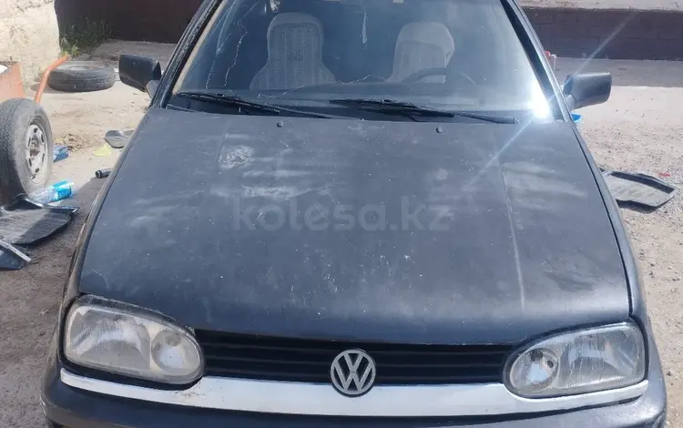 Volkswagen Golf 1998 годаүшін1 300 000 тг. в Шымкент