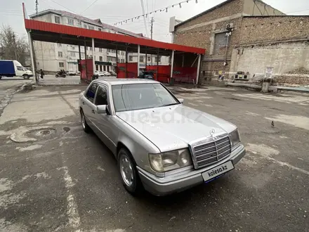 Mercedes-Benz E 230 1991 года за 1 350 000 тг. в Шымкент – фото 12