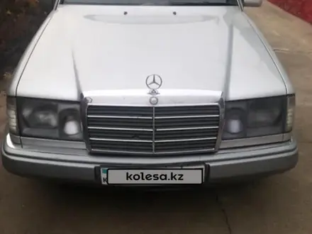 Mercedes-Benz E 230 1991 года за 1 350 000 тг. в Шымкент – фото 18