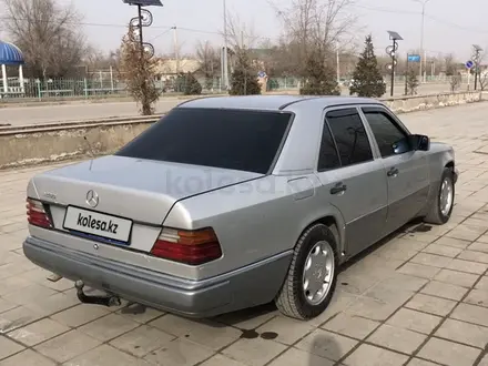 Mercedes-Benz E 230 1991 года за 1 350 000 тг. в Шымкент – фото 7