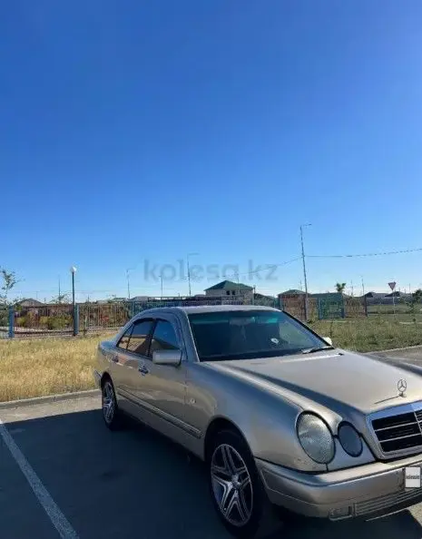 Mercedes-Benz E-Class, 1995