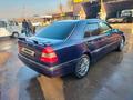 Mercedes-Benz C 200 1997 года за 2 330 000 тг. в Алматы – фото 5