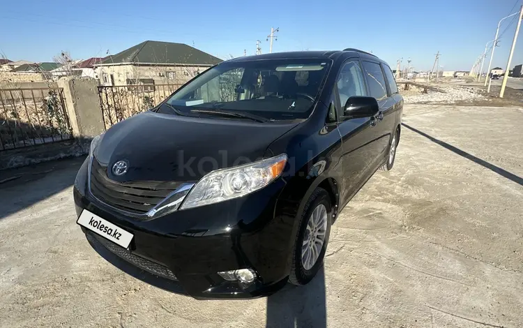 Toyota Sienna 2015 года за 14 000 000 тг. в Жанаозен