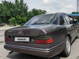 Mercedes-Benz E 230 1993 годаүшін1 500 000 тг. в Шымкент – фото 2
