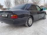 Mercedes-Benz E 200 1995 года за 2 500 000 тг. в Астана – фото 4