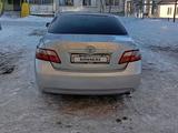 Toyota Camry 2007 года за 3 700 000 тг. в Актобе – фото 4