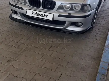 BMW 528 1999 года за 3 200 000 тг. в Алматы