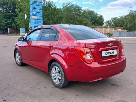 Chevrolet Aveo 2015 года за 3 500 000 тг. в Астана – фото 7