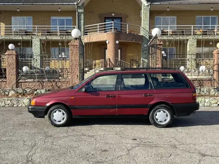 Volkswagen Passat 1989 года за 1 870 000 тг. в Астана – фото 2