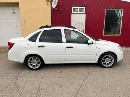 ВАЗ (Lada) Granta 2190 2012 года за 1 600 000 тг. в Уральск – фото 2