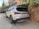 Hyundai Santa Fe 2023 года за 17 500 000 тг. в Усть-Каменогорск – фото 2