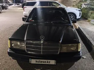 Mercedes-Benz 190