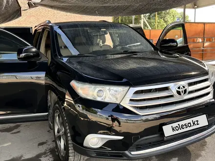 Toyota Highlander 2012 года за 13 000 000 тг. в Алматы – фото 6