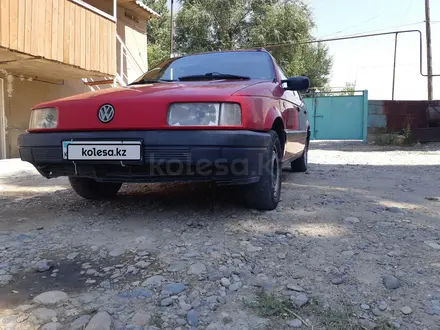 Volkswagen Passat 1993 года за 1 300 000 тг. в Тараз – фото 2