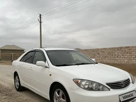 Toyota Camry 2004 года за 4 200 000 тг. в Жанаозен – фото 2