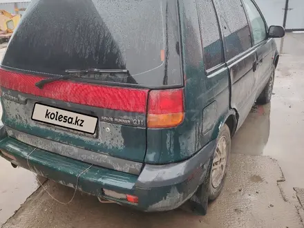 Mitsubishi Space Runner 1996 года за 500 000 тг. в Атырау