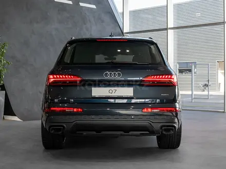 Audi Q7 55 TFSI 2025 года за 54 810 000 тг. в Павлодар – фото 4