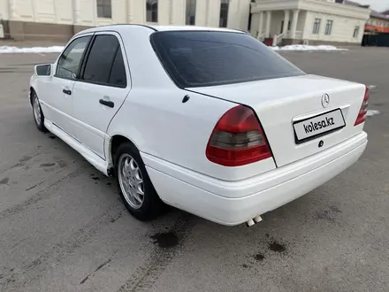 Mercedes-Benz C 280 1994 года за 2 000 000 тг. в Алматы – фото 2