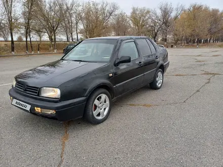 Volkswagen Vento 1992 года за 1 000 000 тг. в Талдыкорган