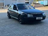 Volkswagen Golf 2001 года за 2 900 000 тг. в Астана