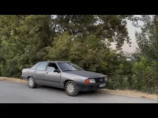 Audi 100, 1990