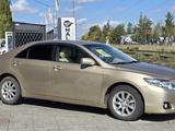 Toyota Camry 2010 года за 5 990 000 тг. в Костанай – фото 2