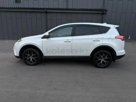 Toyota RAV4 2019 года за 11 500 000 тг. в Усть-Каменогорск – фото 5