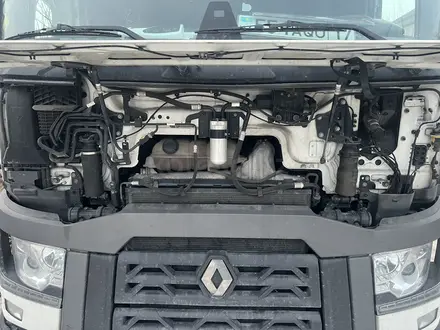 Renault  T-Series 2018 года за 33 000 000 тг. в Шымкент – фото 4