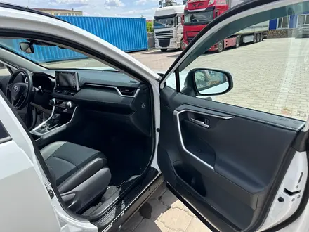 Toyota RAV4 2021 года за 18 300 000 тг. в Караганда – фото 10