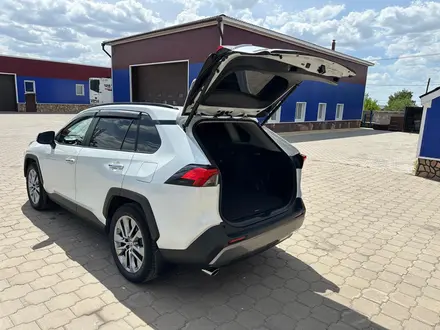 Toyota RAV4 2021 года за 18 300 000 тг. в Караганда – фото 16