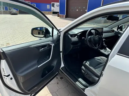 Toyota RAV4 2021 года за 18 300 000 тг. в Караганда – фото 7