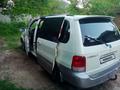 Kia Carnival 2002 года за 1 800 000 тг. в Шымкент – фото 3