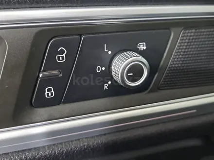 Volkswagen Touareg 2014 года за 9 490 000 тг. в Астана – фото 23