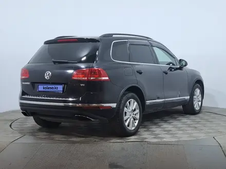 Volkswagen Touareg 2014 года за 9 490 000 тг. в Астана – фото 5
