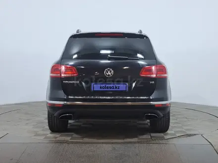 Volkswagen Touareg 2014 года за 9 490 000 тг. в Астана – фото 6