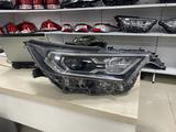 Фара правая Toyota RAV4 XA50 за 320 000 тг. в Костанай