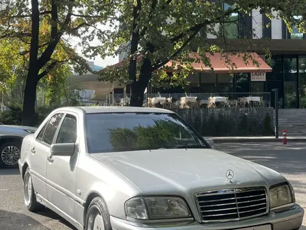 Mercedes-Benz C 180 1998 года за 2 900 007 тг. в Талгар – фото 10