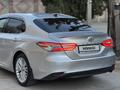 Toyota Camry 2018 года за 13 000 000 тг. в Алматы – фото 8