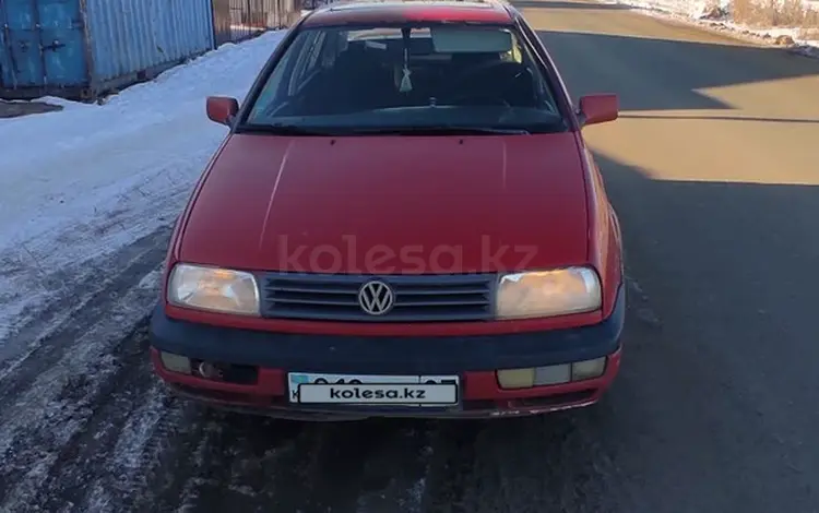 Volkswagen Vento 1993 годаfor700 000 тг. в Уральск