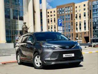 Toyota Sienna