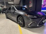 Lexus ES 250 2021 года за 21 300 000 тг. в Астана – фото 3