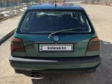 Volkswagen Golf 1996 годаүшін1 900 000 тг. в Астана – фото 3