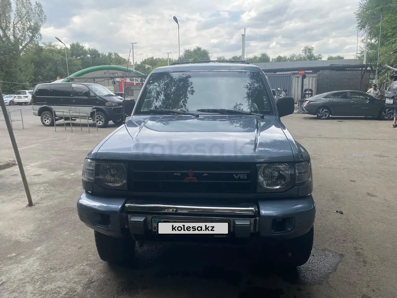 Mitsubishi Montero, 1998