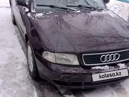 Audi A4 1996 года за 1 800 000 тг. в Караганда – фото 4